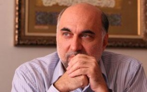 نظارت بر کیفیت چاپ و تعیین هدیه قرآن متولی ندارد