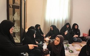 آسیب‌شناسی جلسات مذهبی بانوان/ نبض این جلسات به اهل فن آن سپرده شود