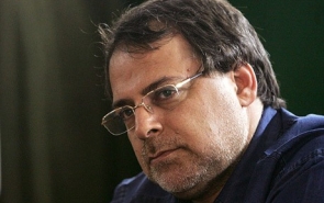 فقر دانش گریبان‌گیر شاعران آیینی / مثل مجاهدی کم داریم