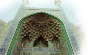 سال‌هاست که اینجا رحل قرآن چیده‌اند و قرآنیانی برخاسته‌اند