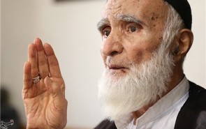 خواندن مصیبت دروغ، دل امام‌زمان(عج) را خون می‌کند/مداح کاسب‌کار ماندگار نمی‌شود