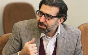 دیدگاه منتقدان چاپ قرآن‌های نفیس، سوسیالیستی و خطرناک است