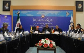 افراطی‌گری و خشونت تحت نام دین محکوم است