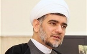 الویری: قمه‌زنی و دشنام به مقدسات دیگران سیر در شهوات است نه پاسداشت حرمت امام حسین(ع)