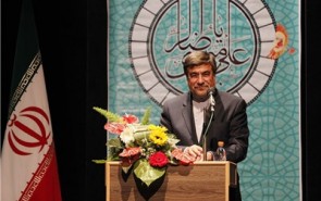 شعر آیینی به مکتب و مذهب خاصی تعلق ندارد