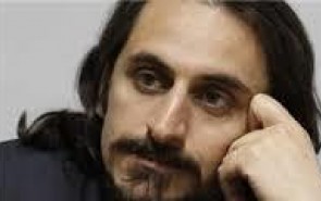 تولید نمایش دینی در قالب سبک‌های مدرن باعث جذب مخاطب می‌شود