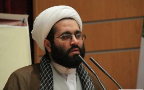 حوزه و دانشگاه، هنوز به ضرورت وحدت میان خود پی نبرده‌اند