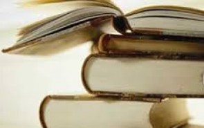 تألیف کتابی با موضوع «خطرات جریانات تکفیری و جلوگیری از تحریف قرآن»