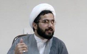 طبقاتی کردن هر چیزی از نظر اسلام مردود است٬ چه رسد به علم و اقتصاد