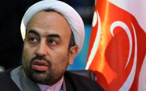 امام حسن عسکری(ع) مردم را متوجه کرد که وقتی امام بالای سرتان نباشد یتیم هستید