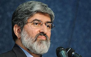 رسانه ملی در جشن میلاد پیامبر(ص) کوتاهی می‌کند/اجازه ساخت مسجد اهل سنت در تهران چرا صادر نمی‌شود؟