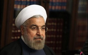 خشاب سلاح تعصب با گلوله توهین پر شده است