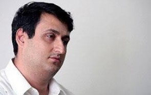 دو سالانه شدن نمایشگاه قرآن سبب ضعف ناشران می‌‌شود/ استمرار، اصل مهم برنامه‌های قرآنی