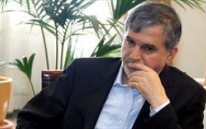 تخریب کتابخانه‌های قدیمی نشان از باورهای ضداسلامی دارد