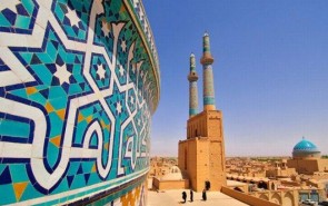 معماری ایرانی ـ اسلامی در ساخت موقوفه‌ها مدنظر قرار گیرد