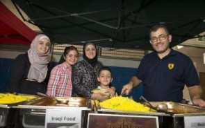 بخشش و رأفت پاسخ مسلمانان استرالیا به اسلام‌ستیزان