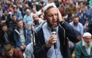 نقض حقوق مسلمانان آلمان در مقایسه با سایر جوامع دینی