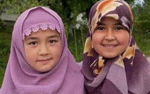 ادامه نگرانی‌ها از افزایش بانوان محجبه در قرقیزستان