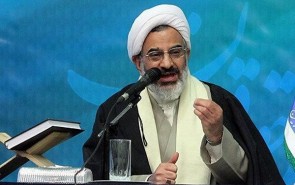 بی‏طرفی و بی‎تفاوتی روحانیون یک خطر جدی برای جامعه اسلامی است