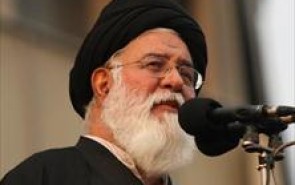 معضل امروز نفوذ سکولاریسم در اندیشه برخی متدینان جامعه است