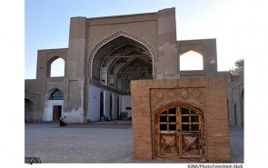 بنای مساجد جدید از معماری اسلامی فاصله گرفته است