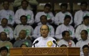 نماینده مسلمانان روهینگیا از شرکت در انتخابات منع شد