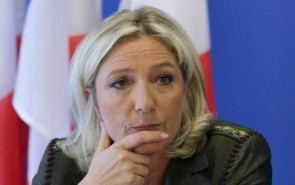 محاکمه رهبر حزب جبهه ملی فرانسه به اتهام اهانت به مسلمانان