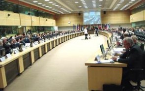 هشدار کمیسیون اتحادیه اروپا نسبت به افزایش اسلام‌هراسی